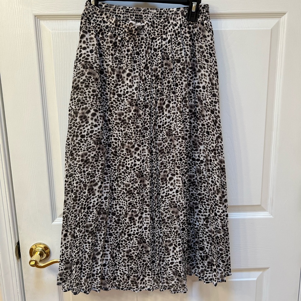 A New Day leopard print skirt